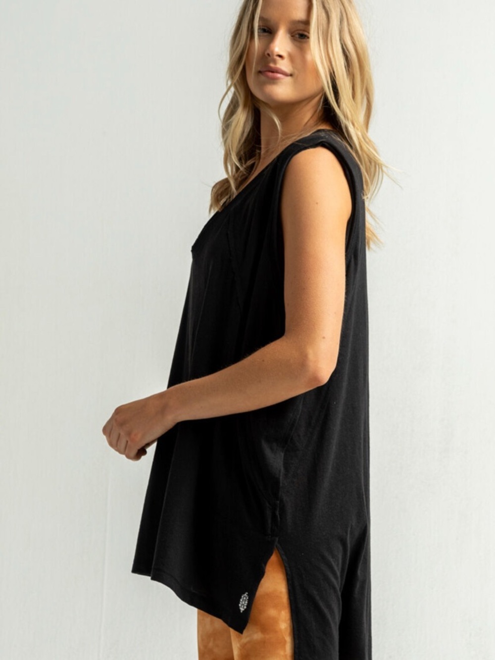Free People City Vibes -Brand New With Tags.. this amazing top has pockets - Picture 2 of 7